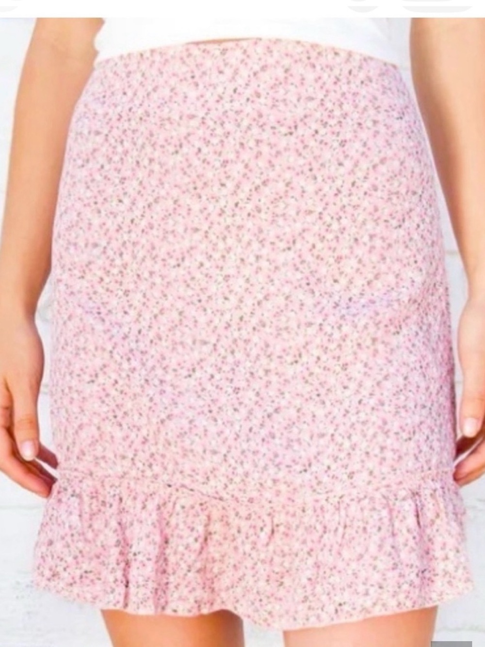 Brandy Melville Pink Floral Ruffle Mini Skirt